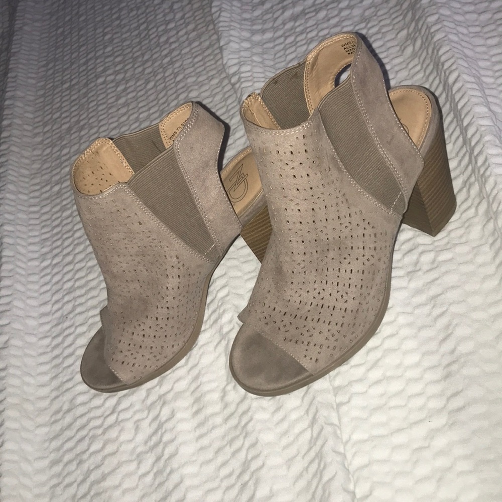 New directions heels
